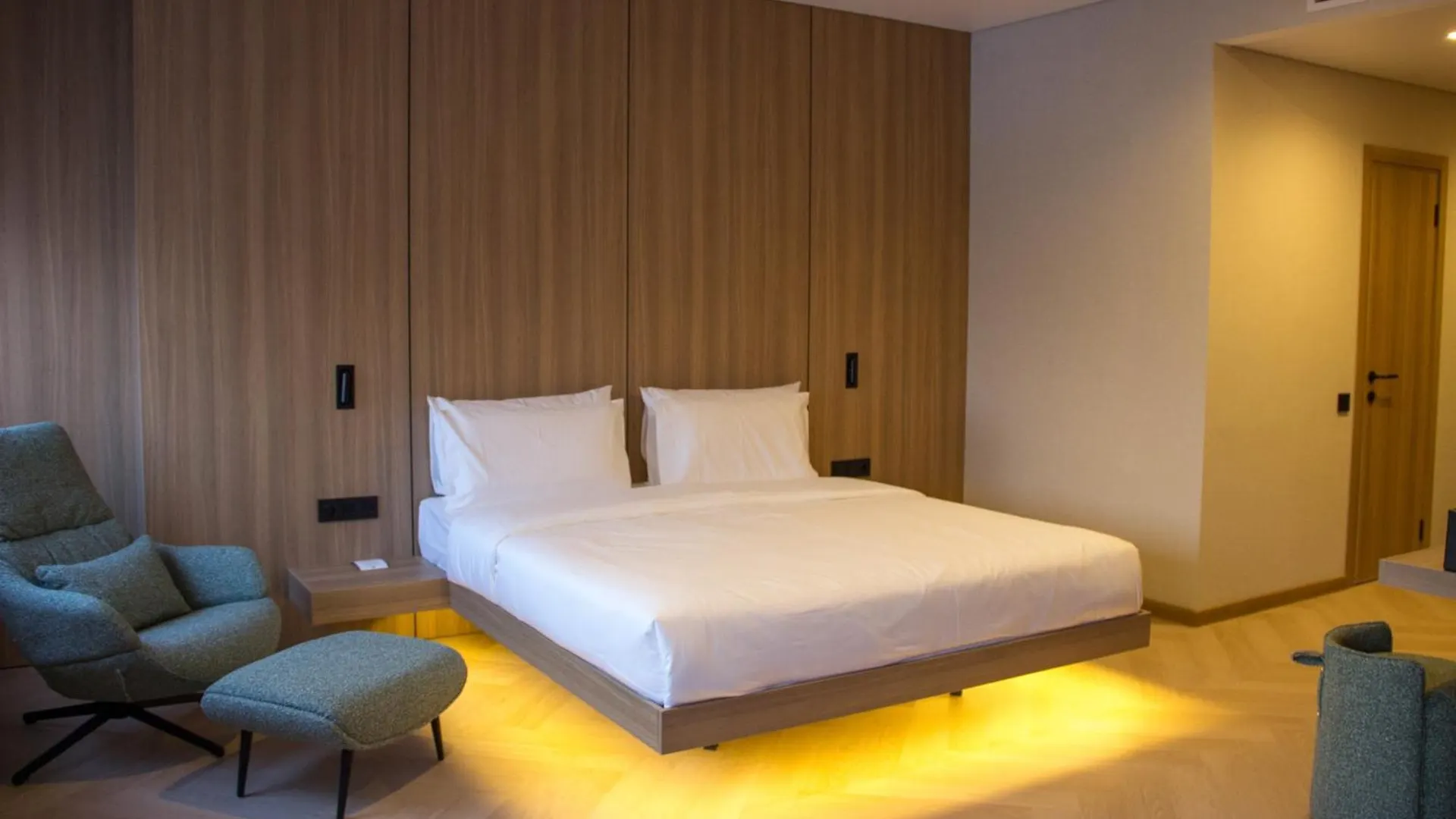 Resident Hotel Abay location