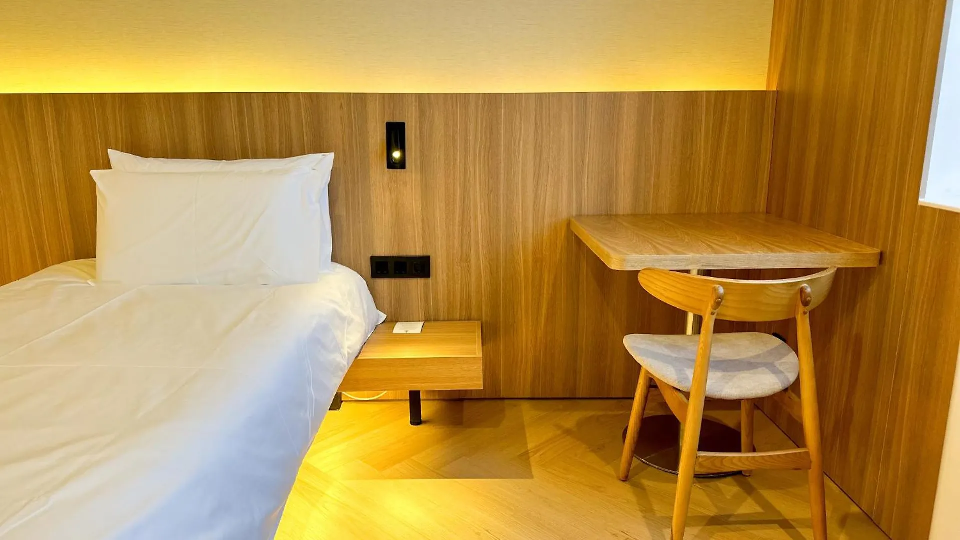 Resident Hotel Abay Almaty 4*,  Kazakhstan