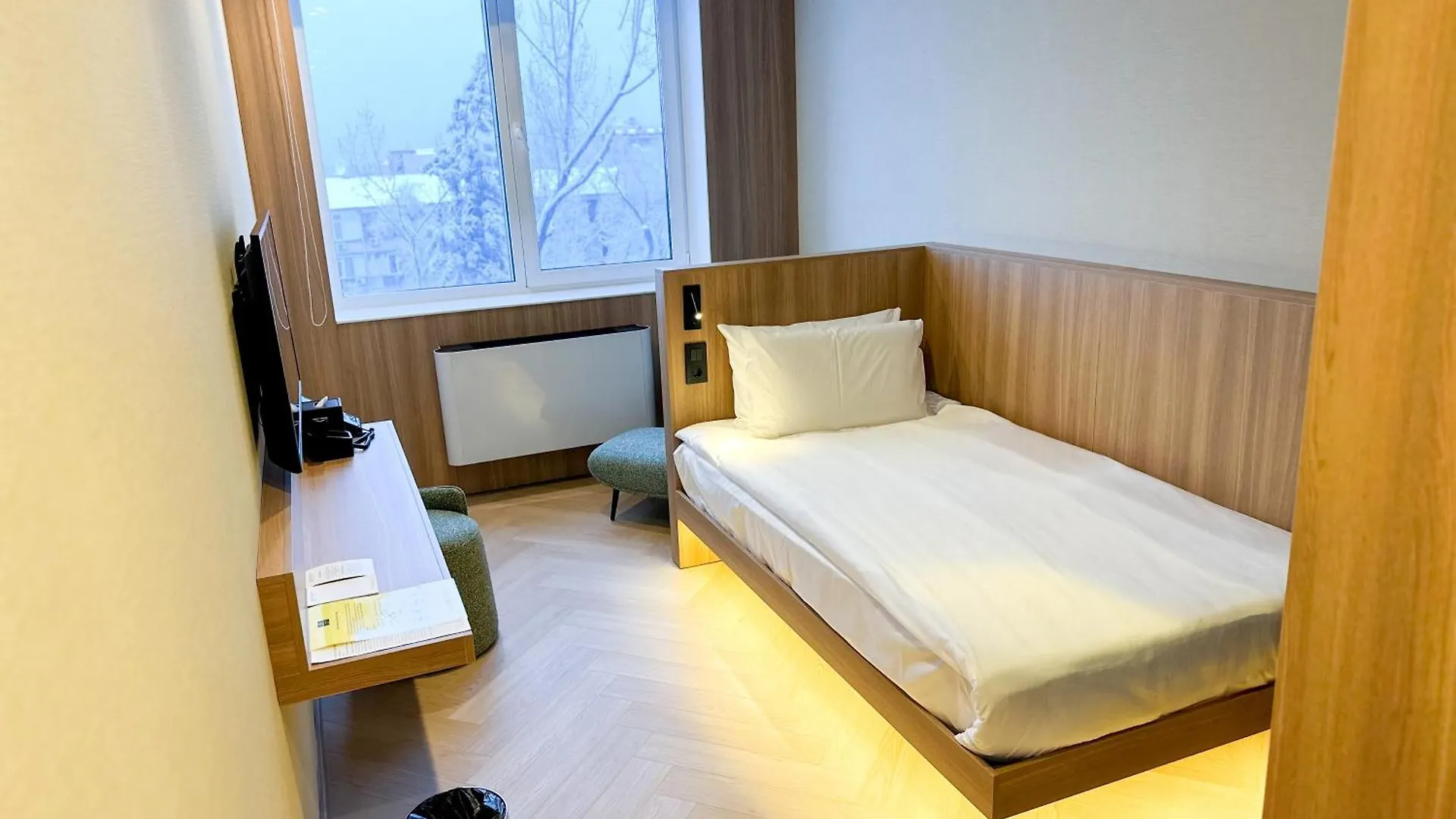 Resident Hotel Abay Almaty 4*,  Kazakhstan