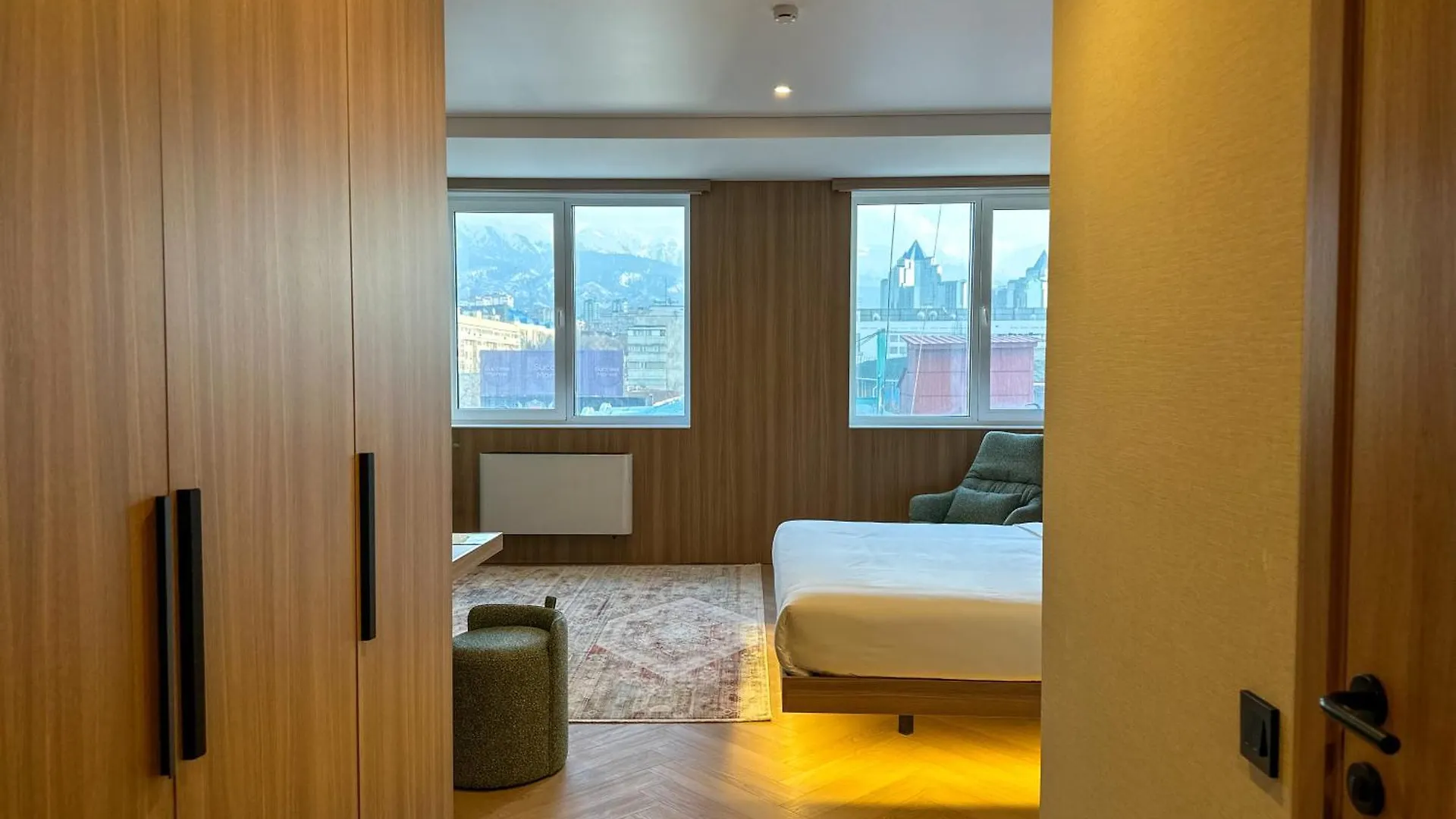 Resident Hotel Abay Almaty 4*,  Kazakhstan